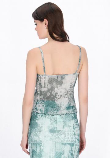 Топ на бретельках