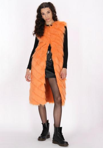 Пуховой жилет