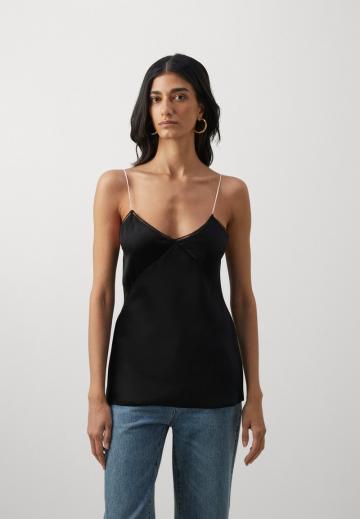 Топ на бретельках