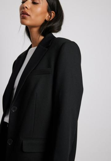 Длинный блейзер