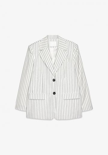 Короткое пальто