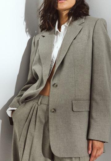 Короткое пальто