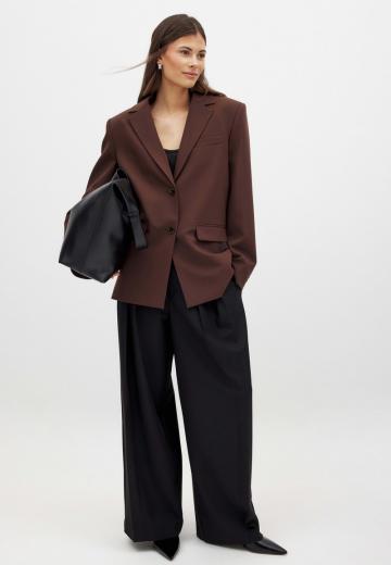 Короткое пальто