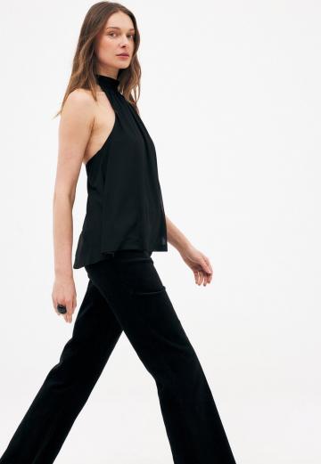 Блузка без рукавов