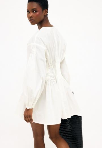 Короткое платье