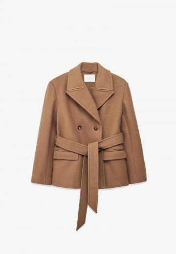 Короткое пальто