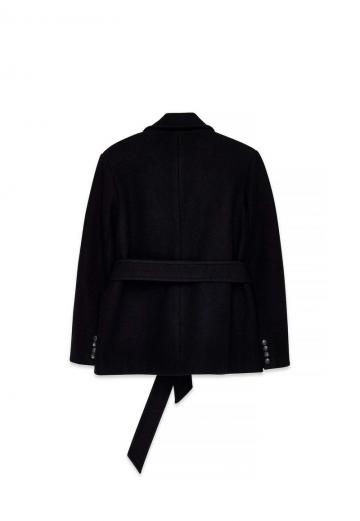 Короткое пальто