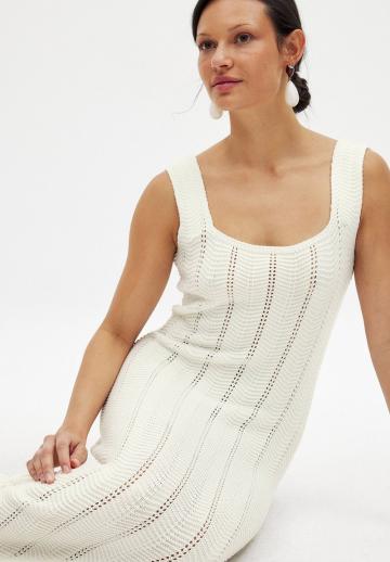 Пуловер без рукавов