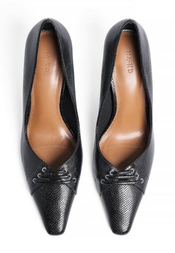 Туфли на высоком каблуке