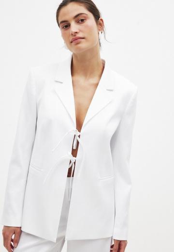 Короткое пальто