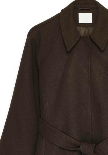 Короткое пальто