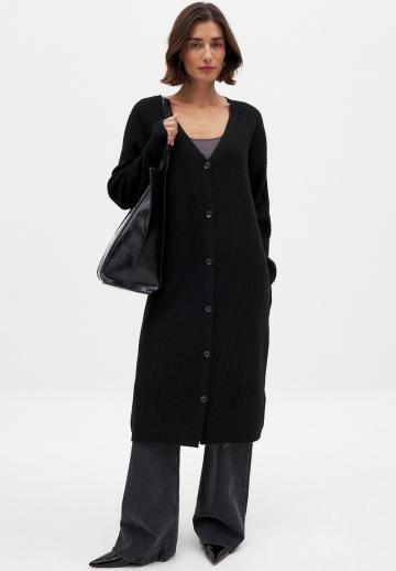 Длинный жилет