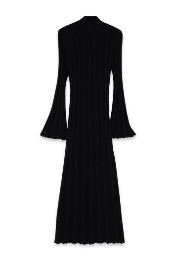 Вязаное платье