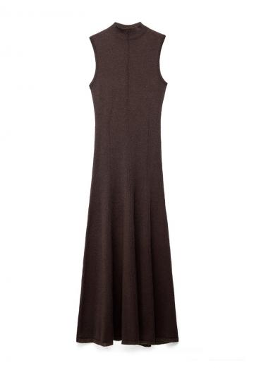 Вязаное платье