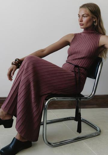 Вязаное платье