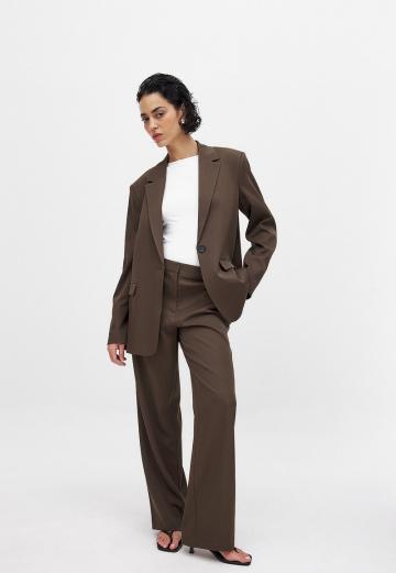 Короткое пальто