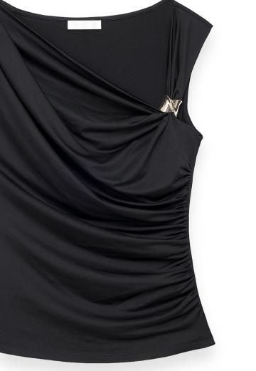 Блузка без рукавов