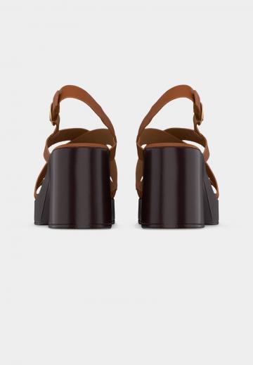 Босоножки на платформе