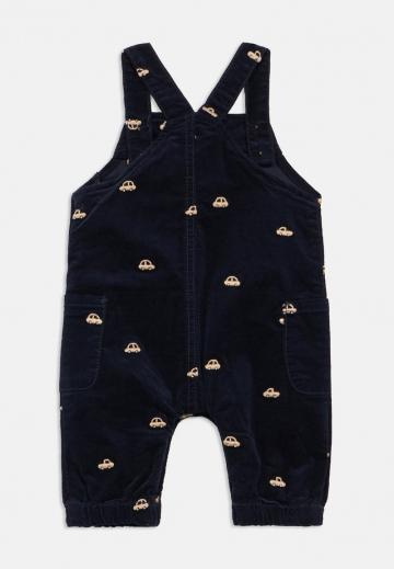 Набор одежды