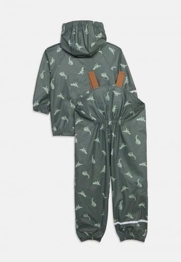 Набор одежды