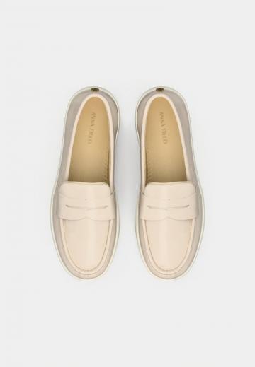 Полуботинки