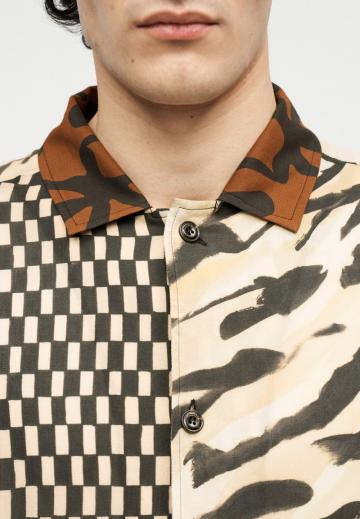 Рубашка с коротким рукавом