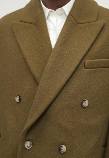 Шерстяное пальто