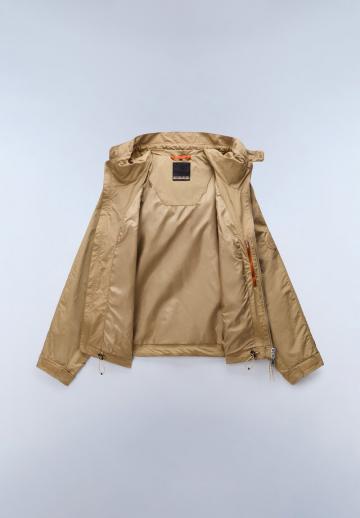 Куртка с накладнымит карманами