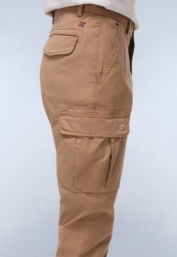 Брюки с накладными карманами
