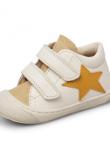 Детская обувь