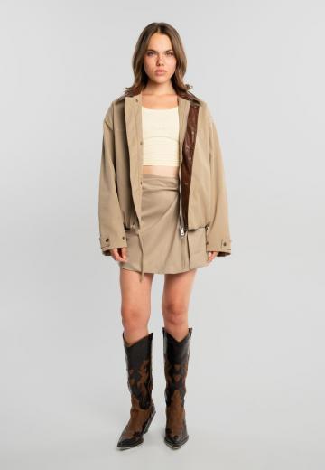 Юбка с накладными карманами