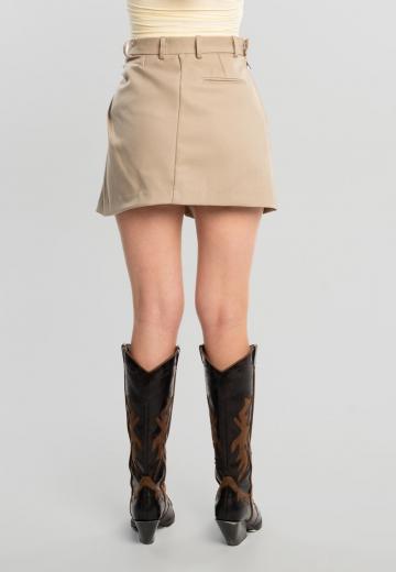 Юбка с накладными карманами
