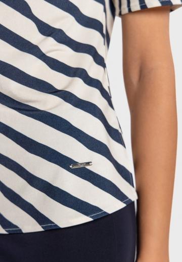 Атласная блузка