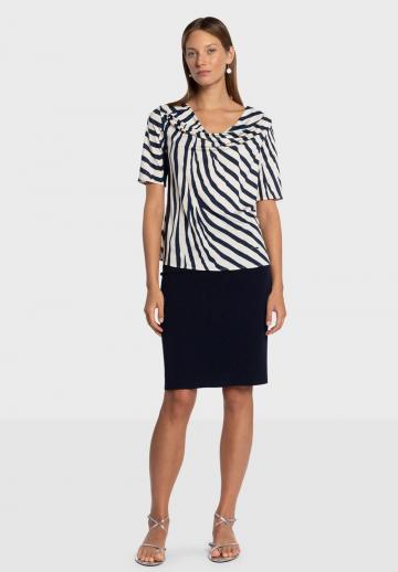 Атласная блузка