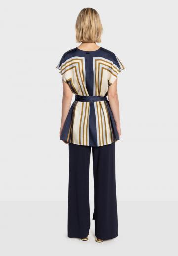 Атласная блузка