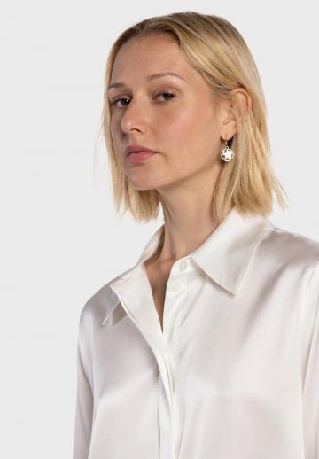 Атласная блузка