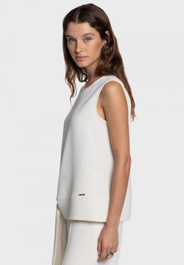 Блузка без рукавов