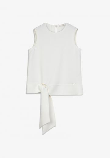 Блузка без рукавов