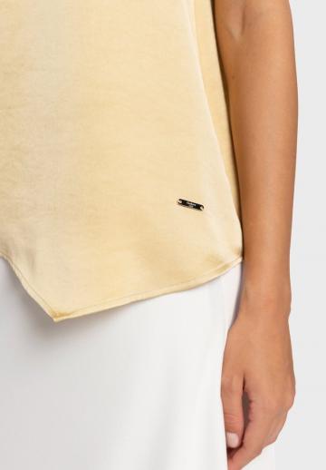 Блузка без рукавов