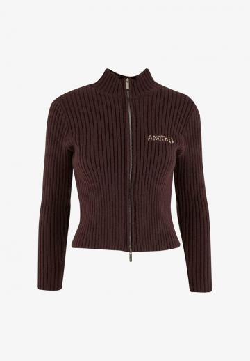 Вязаная кофта