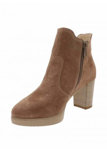 Полусапожки на платформе