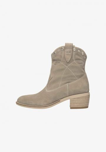 Ковбойские сапоги