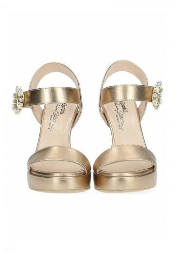 Босоножки на платформе