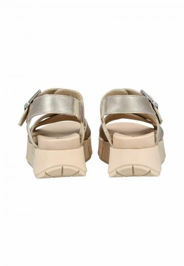 Босоножки на платформе