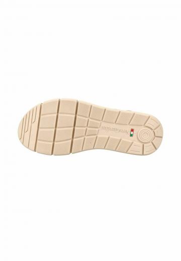 Босоножки на платформе