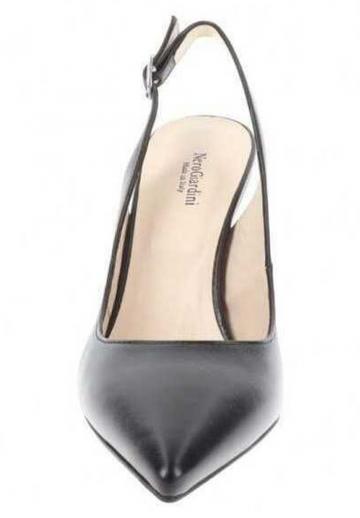 Туфли на высоком каблуке