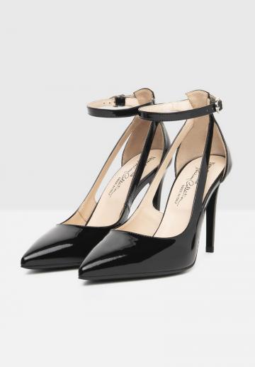 Туфли на высоком каблуке