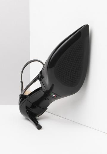 Туфли на высоком каблуке