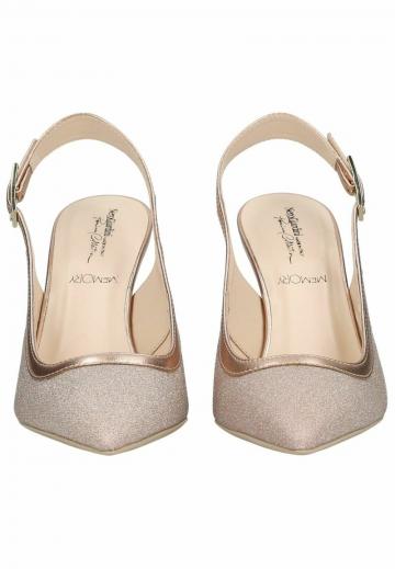 Туфли на высоком каблуке