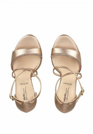 Босоножки на платформе